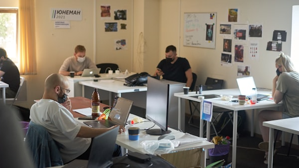 Noventra team working